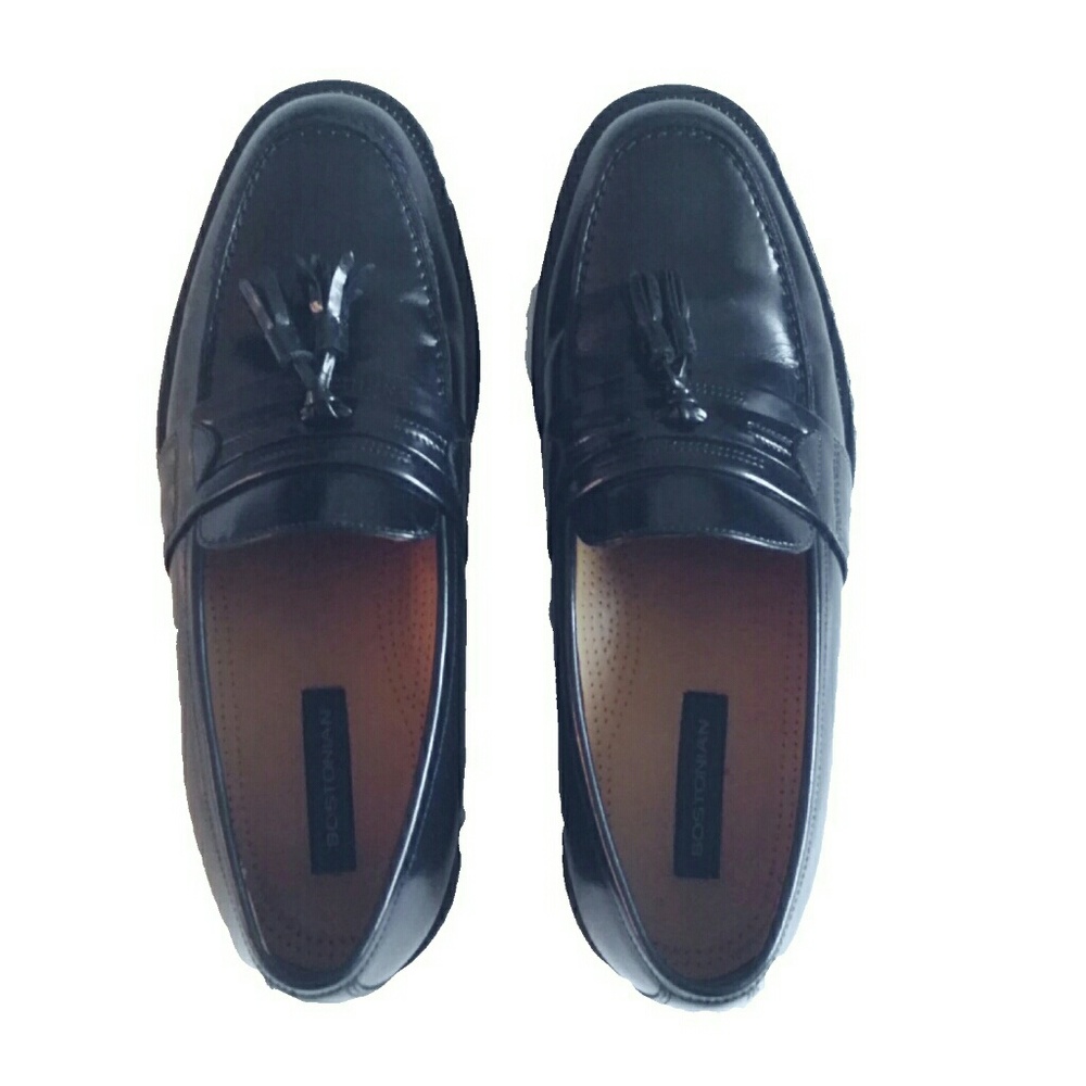 Bostonian Black Leather Tassel Loafers